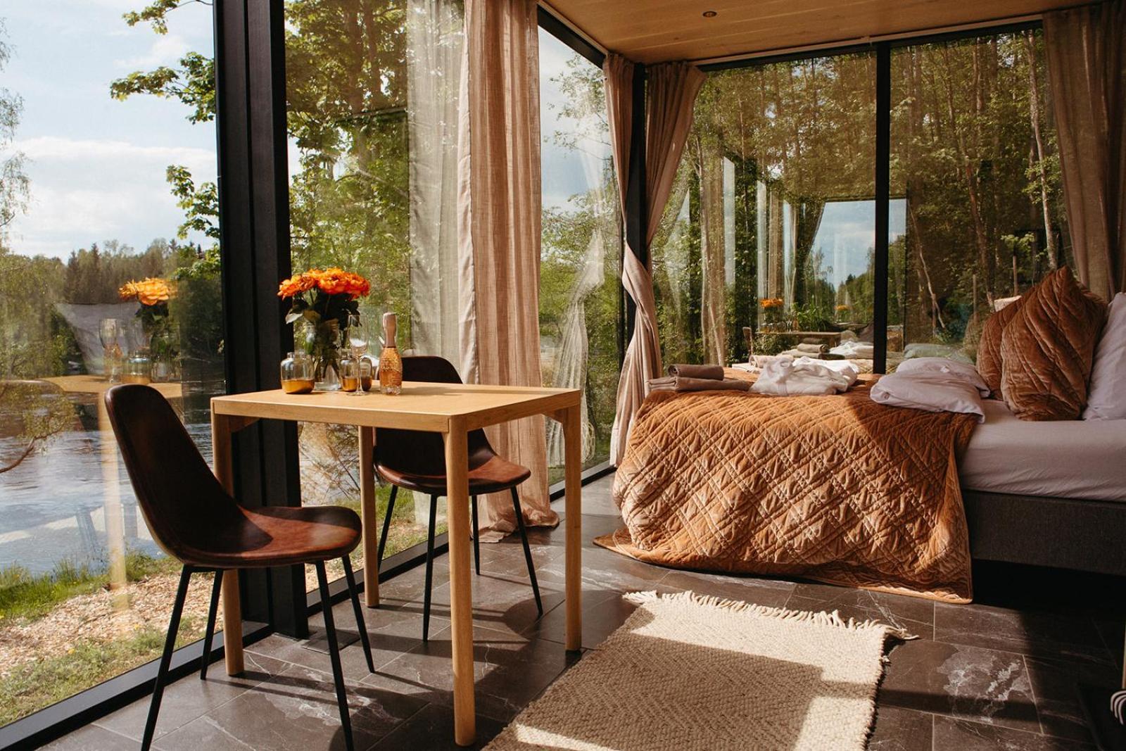 Wonderinn Riverside Arnes  Экстерьер фото